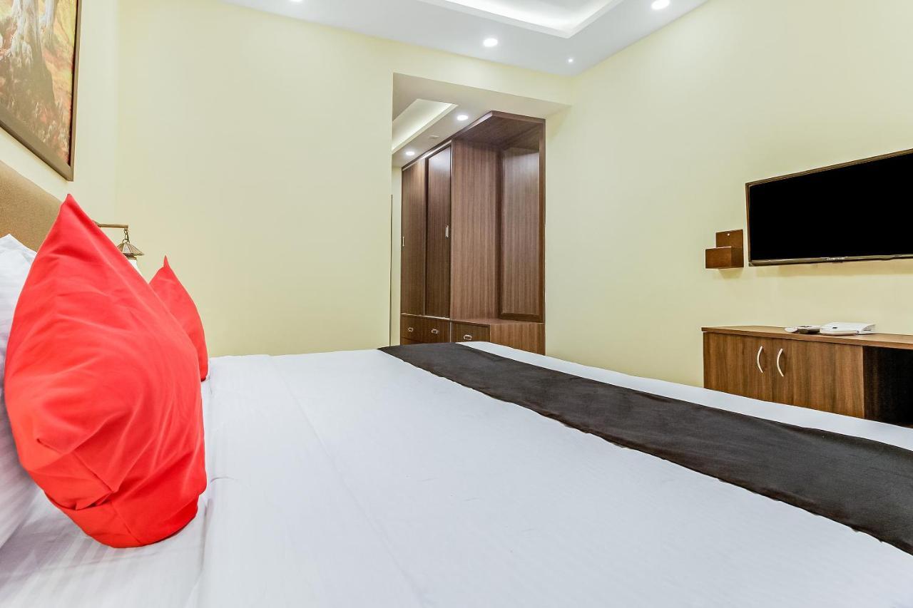 Capital O 64180 Adam'S Beach Resort Baga Ngoại thất bức ảnh