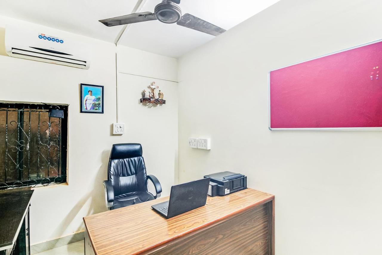 Capital O 64180 Adam'S Beach Resort Baga Ngoại thất bức ảnh