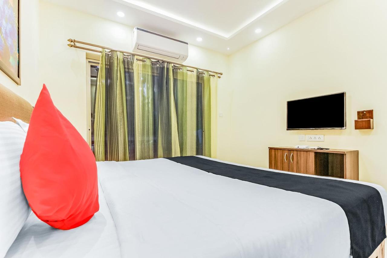Capital O 64180 Adam'S Beach Resort Baga Ngoại thất bức ảnh